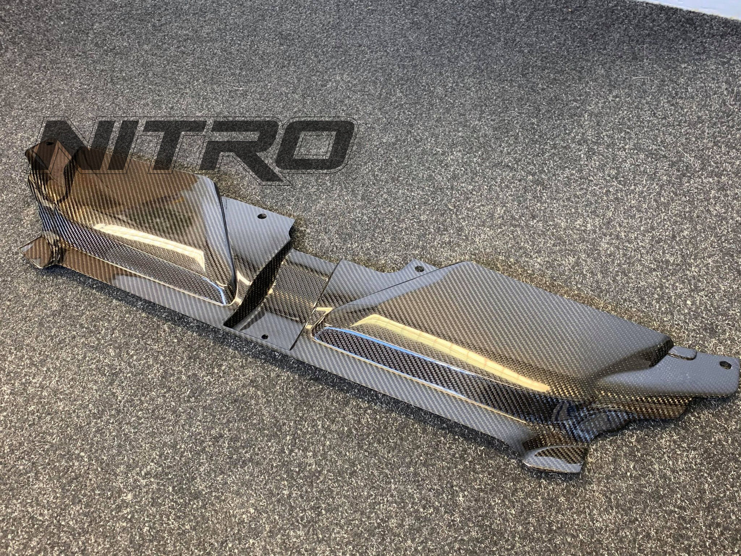 AUDI RS5 (2012-2015) B8.5 POST FACELIFT Full Carbon Fibre Radiator Cover (Slam Panel) for 4.2L V8 FSI