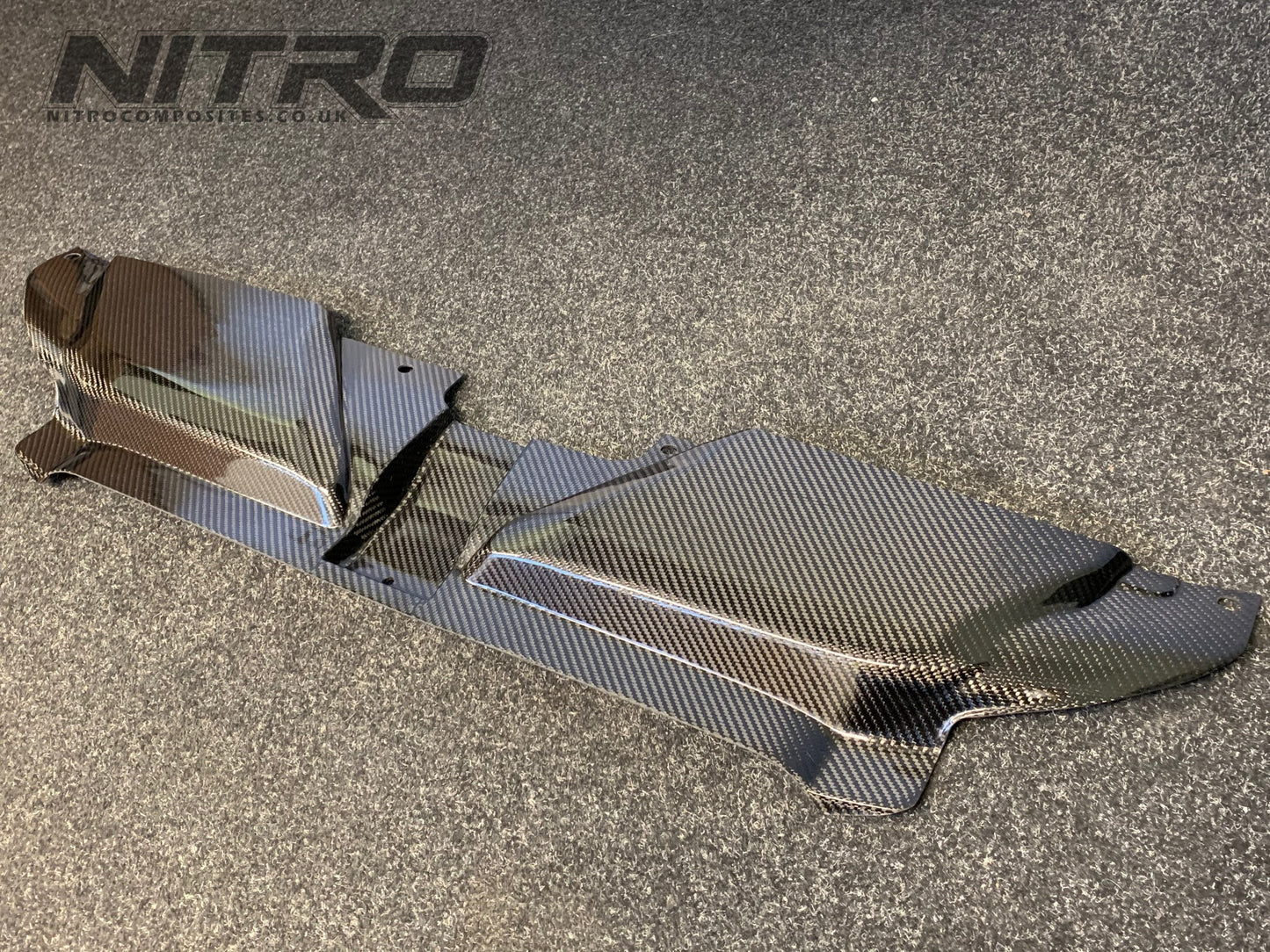 AUDI RS4 (2012-2015) B8 Full Carbon Fibre Radiator Cover (Slam Panel) for 4.2L V8 FSI