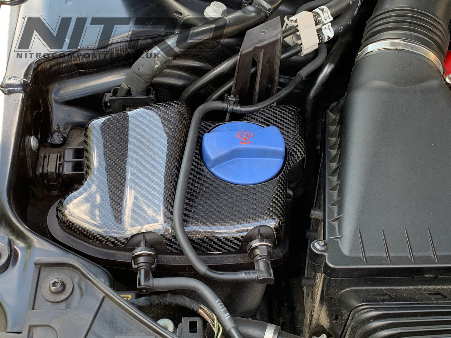 AUDI RS4 (2012-2015) B8/B8.5 Carbon Fibre Cooling Expansion Tank Cover for 4.2L V8 FSI
