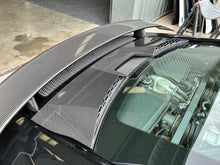 Load image into Gallery viewer, AUDI R8 (4S Gen 2) Carbon Fibre Rear Air Intake System
